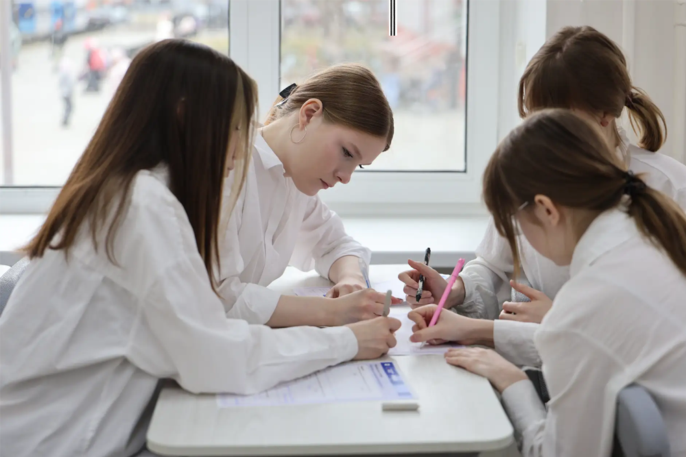 Тюменские школьники погрузились в мир кибербезопасности